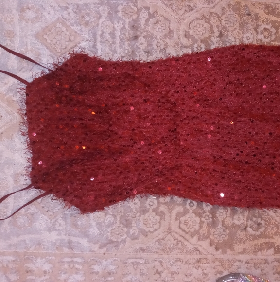 Dress - Picture 2 of 4